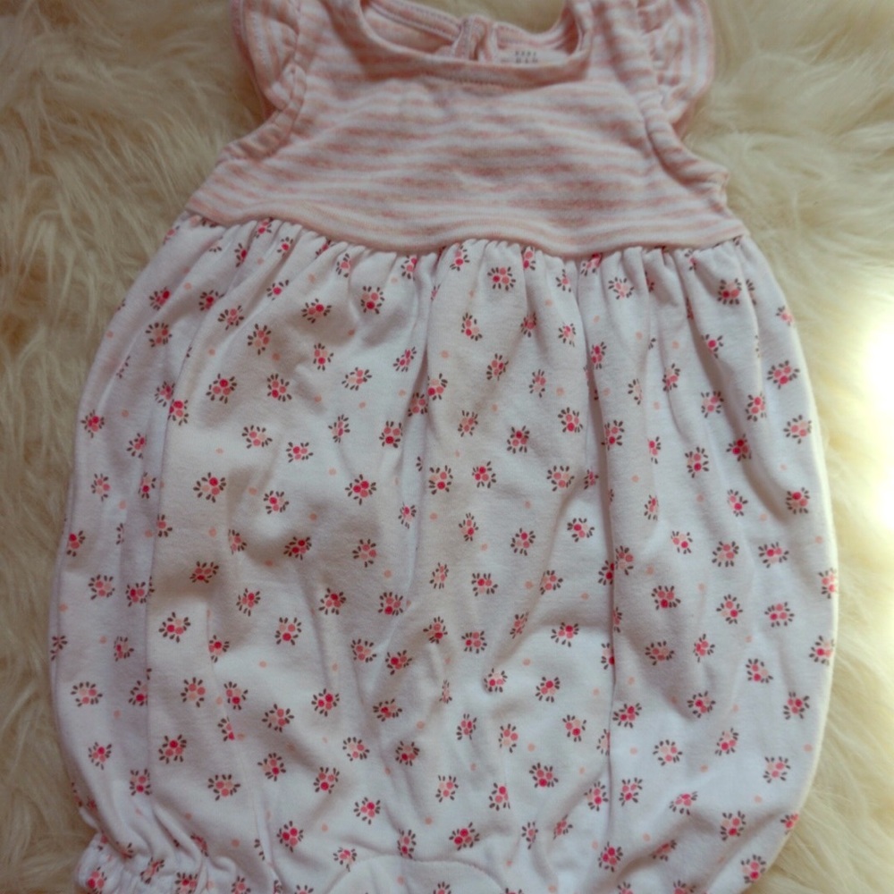 Gap Baby one piece, 3-6 months